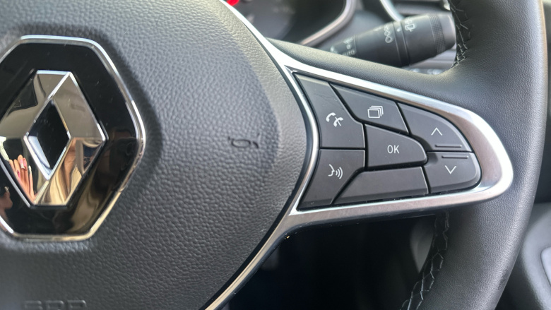 Renault Clio 1.0 TCe 90 Iconic 5dr Petrol Hatchback